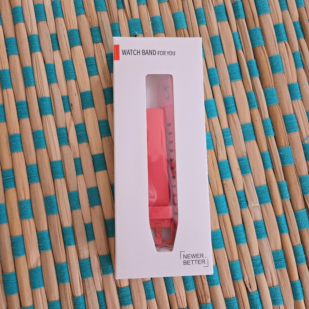 NWOTs Fitbit Inspire 3 Pink Silicone Replacement Watch Band Size Large